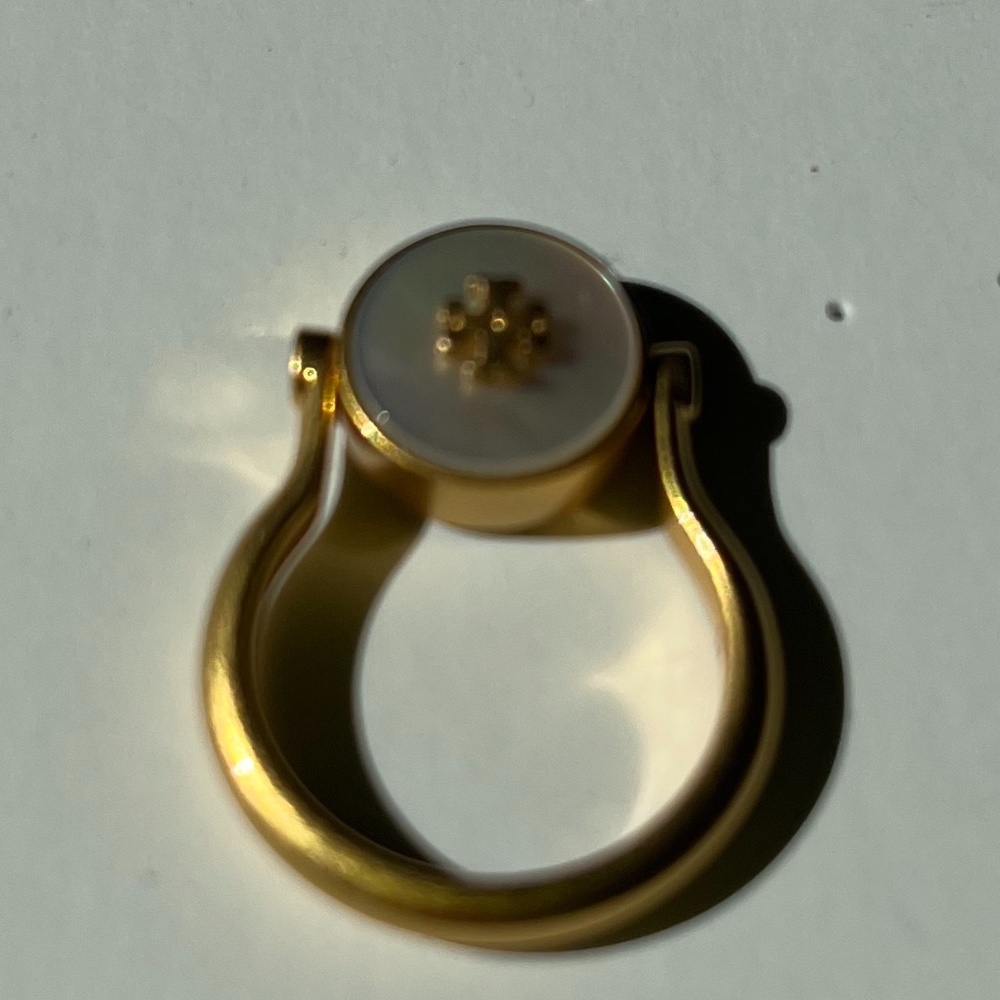 Tory Burch Ring - Picture 1 of 2